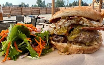 Green Chile Burger – April 2022 Feature